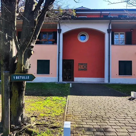 Apartman Jasmine Golf & Malpensa, In Robinie Club
